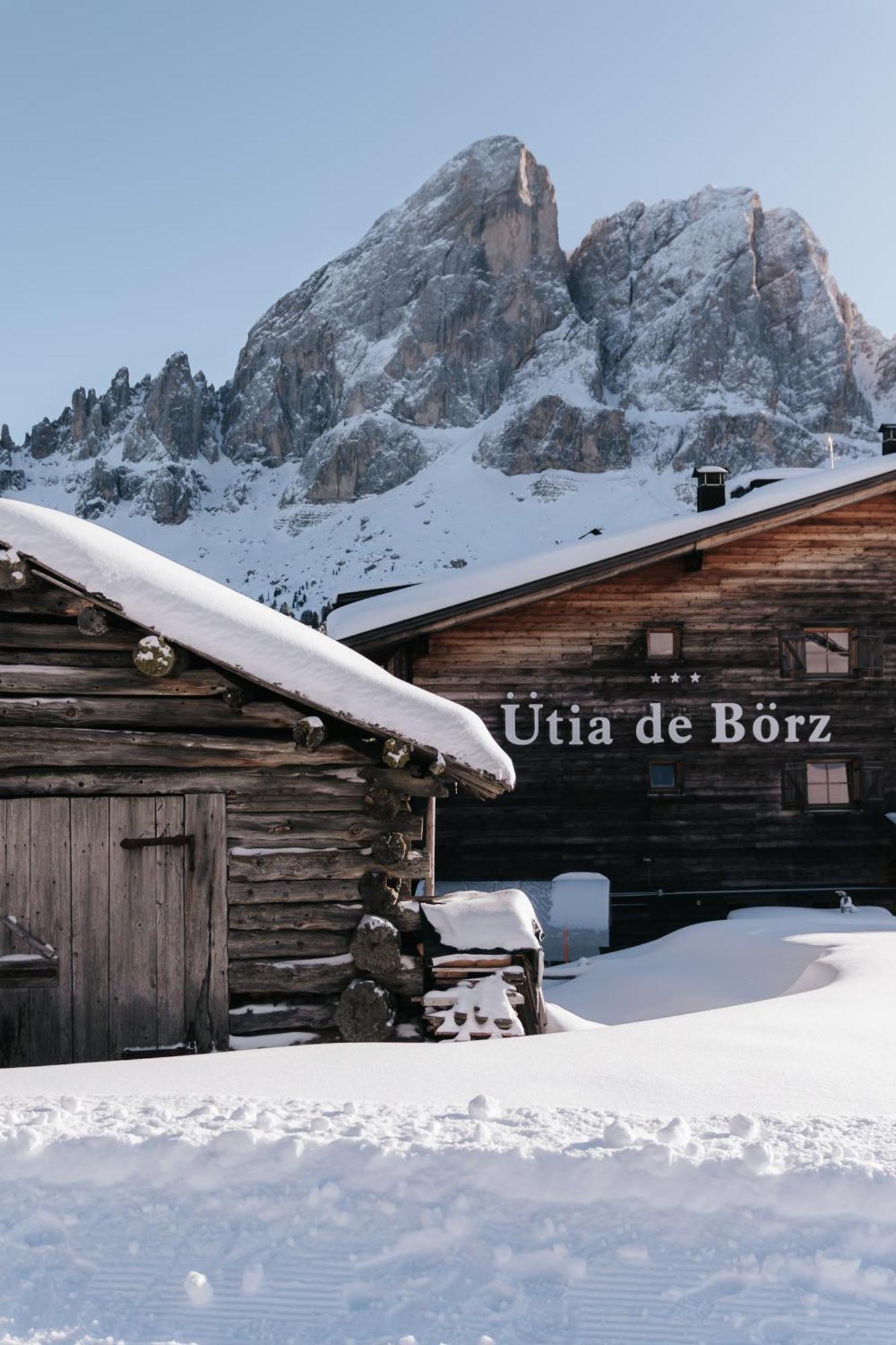 Hotel Uetia De Boerz à San Martino in Badia Extérieur photo