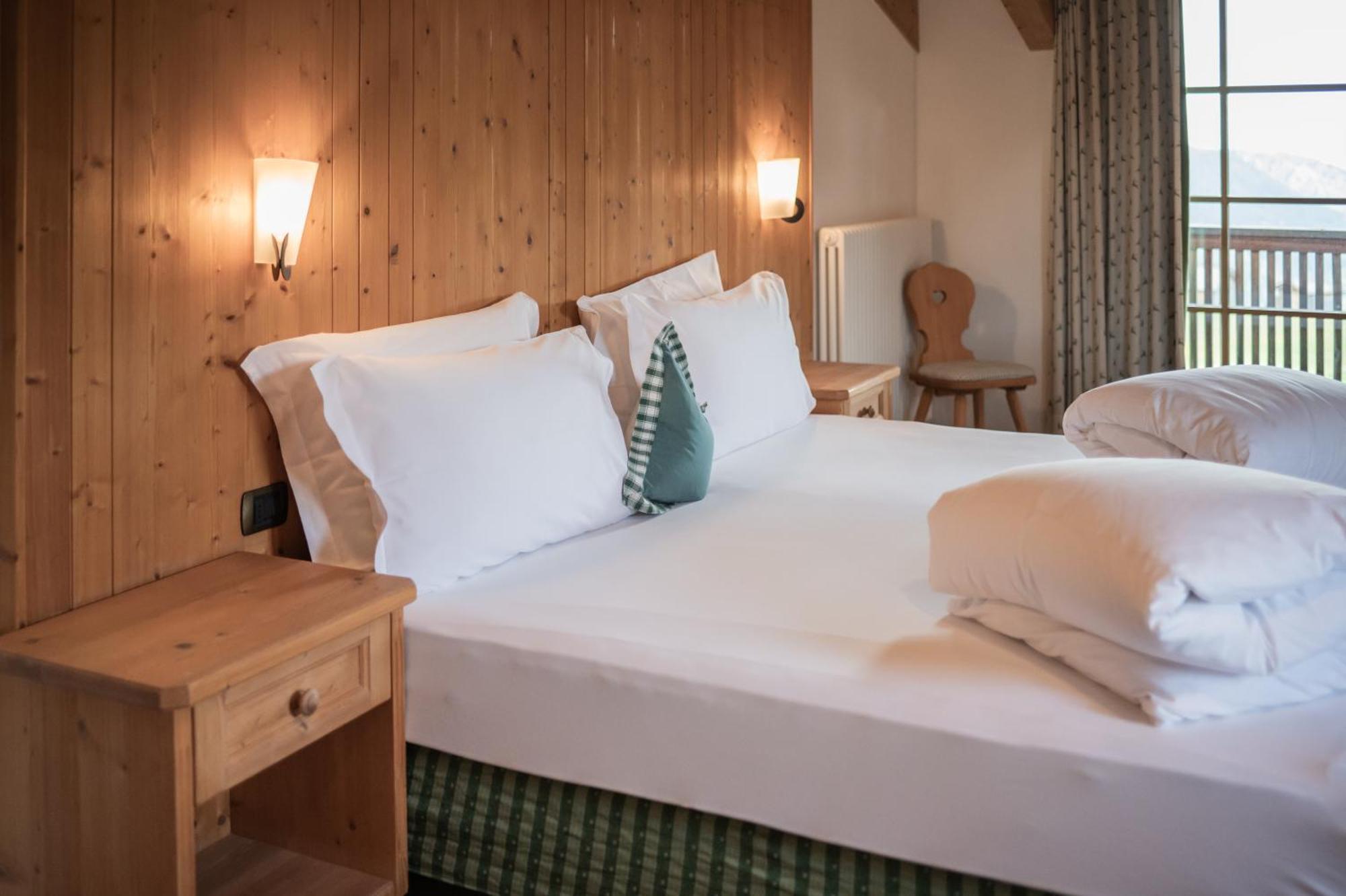 Hotel Uetia De Boerz à San Martino in Badia Chambre photo